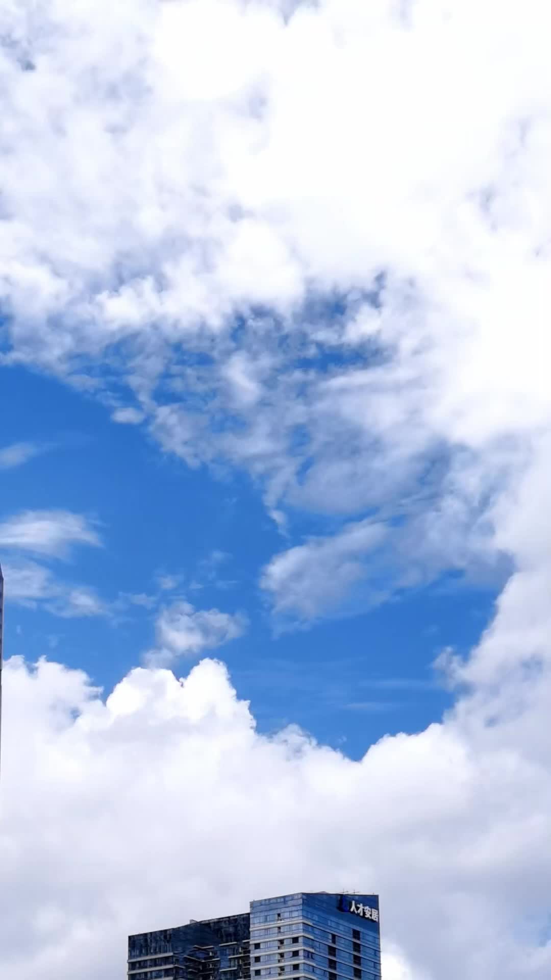 Episode 2 - The Paranoid Real Heiress